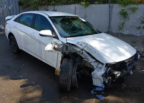 2022 Hyundai Elantra Sel z USA, uszkodzony, nr VIN 5NPLS4AG4NH054812